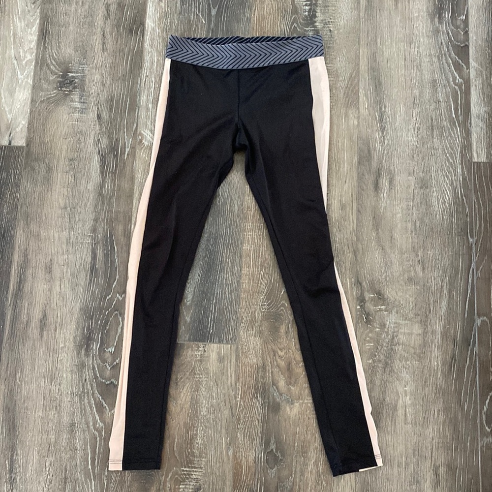 Olympia activewear Size small titan leggings black and nude sexy mesh side